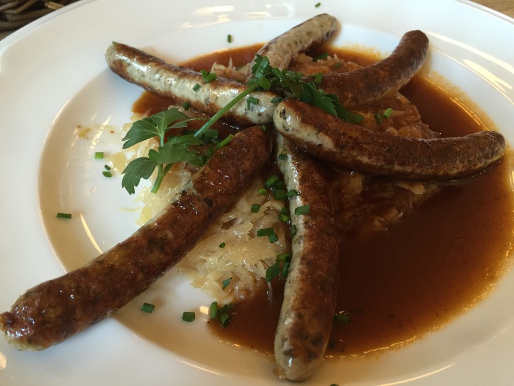 #germanfood #sausages #germany #schnitzel #Bavarianfood #Bavaria #beer things to eat in Germany 